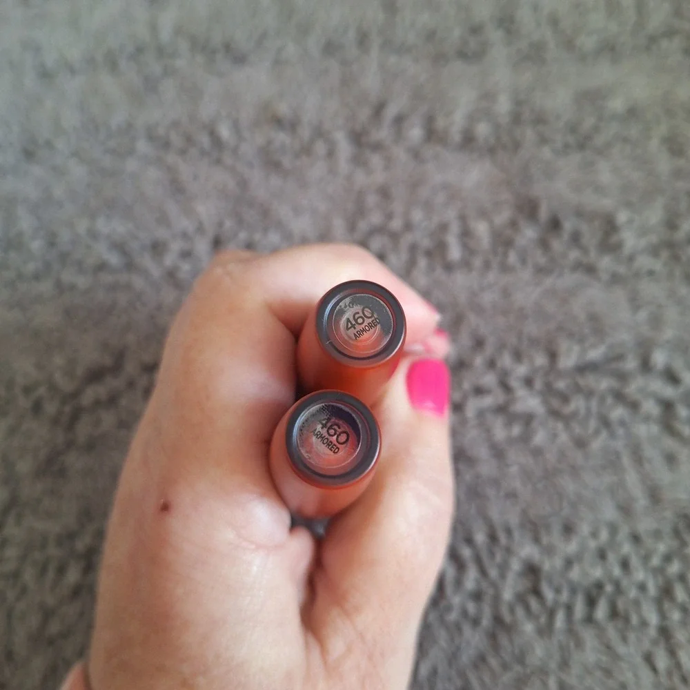 2 Pk L'Oreal Paris Rouge Signature Matte Lip‎ Stain 460 ARMORED Brick Red
